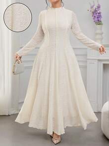 Feyla 大码优雅纯色提花连衣裙，适合派对穿着 - 杏色 - 查看 5