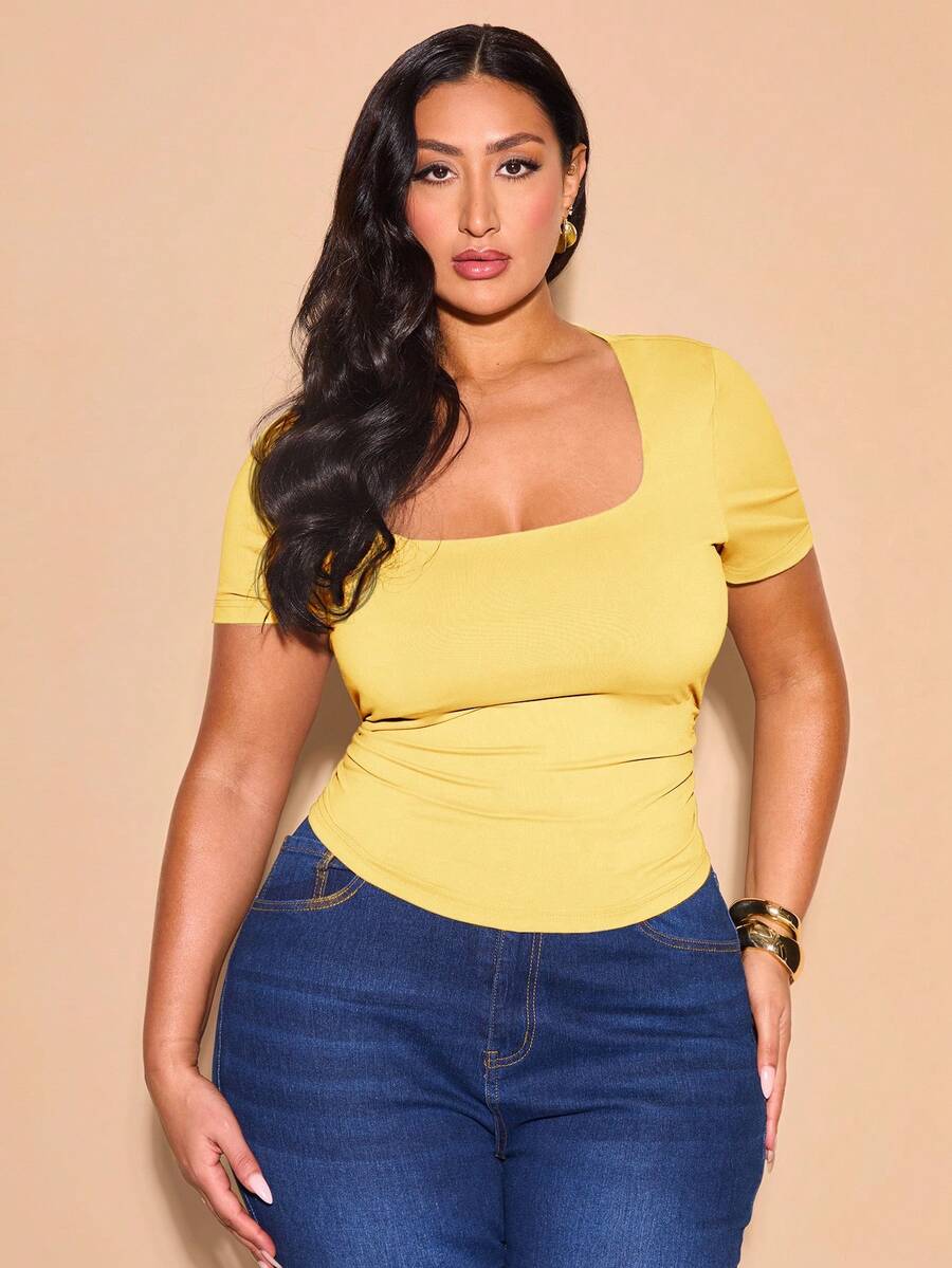 SHEIN BAE 大码春夏高街灰色方领收褶弹力针织紧身短袖T恤，优雅百搭通勤上衣 - 黃色 - 查看 1