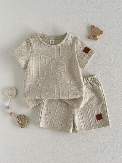 THE HAPPY LOOK 两件套男童针织柔软圆领短袖上衣和松紧腰短裤，度假套装