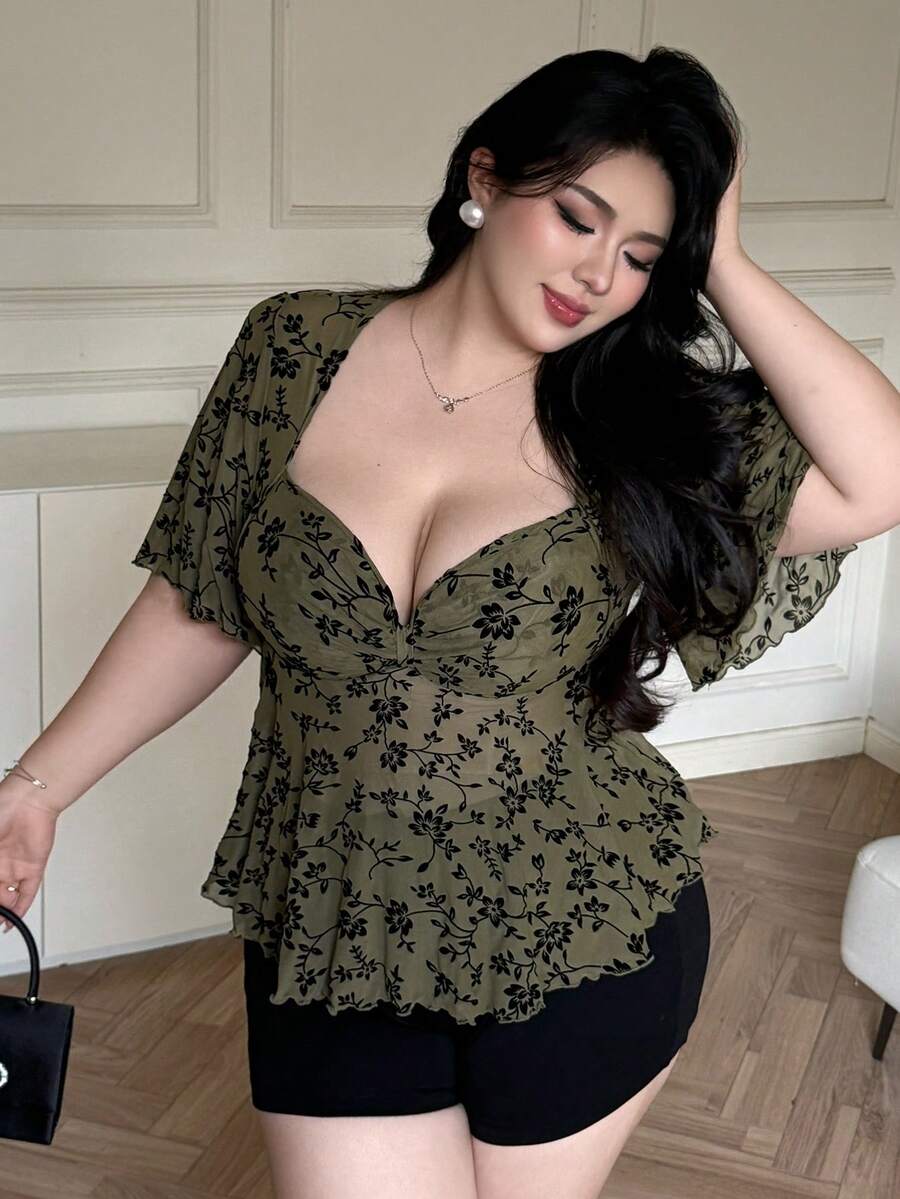 Vibekara Plus Size Women Sweetheart Neck Ruffle Sleeve Ruched Ditsy Floral Flocked Mesh Elegant Vacation Retro Casual Blouse, Spring/Summer - Green - View 1