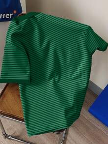 Claim Dot 男女通用时尚经典绿色条纹马匹印花休闲T恤，时尚条纹印花T恤 - 彩色 - 查看 2