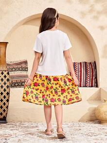 SHEIN Tween Girl Loose Fit Round Neck Short Sleeve Cartoon Girl Print T-Shirt And Rose Print Ruffle Hem Midi Skirt Set, Spring/Summer - White - View 2