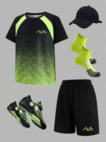 SHEIN 3件套儿童/青少年男童休闲日常舒适印花拼接圆领套头衫和纯色宽松针织短裤两件套运动服 - 彩色 - 查看 2