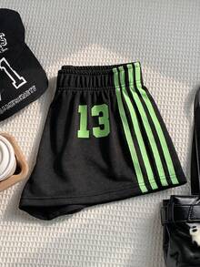 Comfortcana Quần short ống rộng kẻ sọc đen và in số dành cho nữ - màu đen - Xem 6