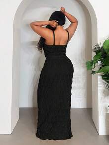 Veslaya 2025 New Sexy/Vacation/Elegant Sleeveless Hollow-Out Cropped Top And Bodycon Maxi Skirt Set - Black - View 2