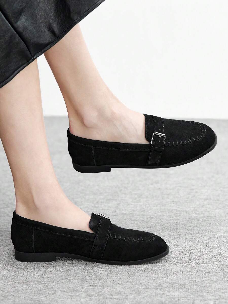 CUCCOO BIZCHIC 新款复古乐福鞋 小号真皮鞋 圆头 平底 套脚搭扣通勤鞋 女款 - 黑色 - 查看 1