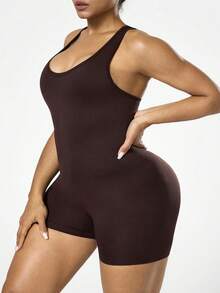 Rhythm Era 女士无缝加大码棕色交叉绑带瑜伽短裤连体裤，适合运动、户外活动和日常穿着