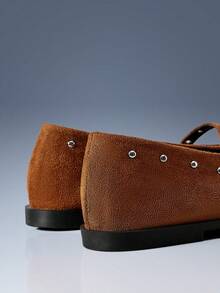 CUCCOO GRLICON Zapatos planos con puntera puntiaguda y decoración de remaches para mujer - Marrón - Ver 5