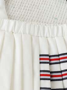 SHEIN Sparklyn 2pcs/Set Girls Toddler Heart Print Collared Sleeveless Top And Pleated Skirt With Ribbon Trim, School Style, Suitable For Summer Back To School Season - Black and White - View 6