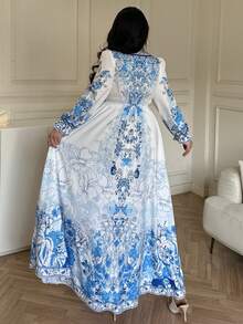 Flirla Abito lungo a-line casual elegante e vintage con scollo a v, stampa in stile porcellana blu e bianco, adatto a donne taglie forti - Blu e Bianco - Visualizzare 2
