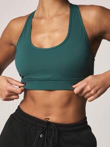 MISSGUIDED Athletic Racerback Crop Top With Keyhole Cut Out Detail For Active Training - Dark Green - View 4