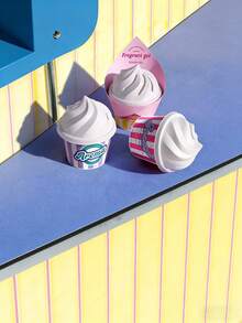 Joivida 1 件装冰淇淋造型固体香薰，10 种款式和香型，适用于客厅、卧室、汽车和餐厅。情人节、开学季和新年送礼佳品。车载香薰机 - 冰淇凌香薰 - 查看 16