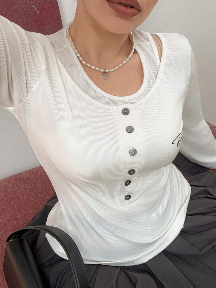 Dazy Plus 2 In 1 Hollow Out Tight Lustful Letter Print Cropped Long Sleeve White T-Shirt