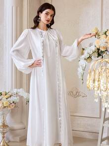 Al Najma 女士长袖镶钻长袍和无袖圆领阿拉伯长袍套装 - 白色 - 查看 4