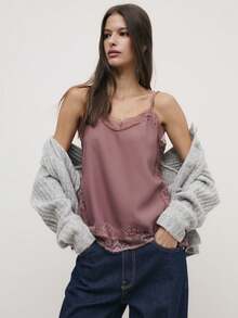 Nöista 蕾丝边吊带背心。可单穿或叠穿，优雅的嘉年华上衣，与裙子或牛仔裤完美搭配，是夏季、嘉年华和春季的理想之选。 - 紫色 - 查看 2