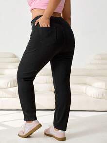 Solflare Plus Size Women's Casual Skinny Jeans With Pockets, Versatile For All Seasons - Black - View 2