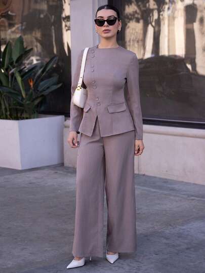 Andrea Bello 女士优雅通勤日常百搭街头时尚新款不对称翻领纽扣腰长袖西装外套和高腰裤卡其灰色两件套西装套装，秋冬