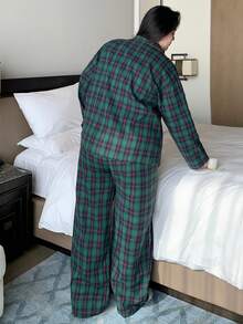 Dazy Plus Plus Size Loose Plaid Lapel Top & Pants Pajama Set, Suitable For All Seasons, Winter Clothes - Green - View 2