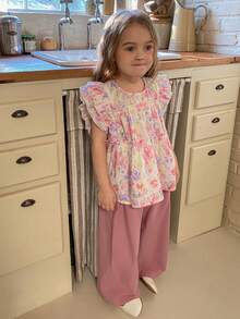 DAZY Young Girl Floral Print Round Neck Cap Sleeve Shirt And Pants Set