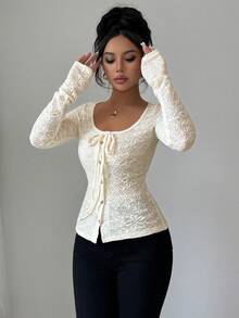 SHEIN PETITE 白色花卉優雅秋季早午餐女款蕾絲上衣，法式甜辣風U領抽繩長袖T恤，高腰象牙色襯衫內搭，適合嬌小女性 - 杏色 - 查看 5