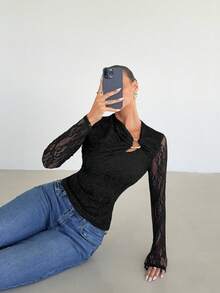 Siren Gaze 女士花卉蕾丝不对称领口长袖修身时尚T恤 - 黑色 - 查看 5