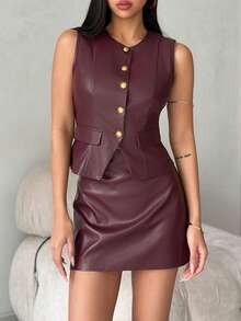 Firerie 全新春夏优雅时尚商务/办公两件套：圆领收腰无袖 PU 背心配金属扣和开衩下摆 + 酒红色 PU 迷你裙 - 酒紅色 - 查看 3