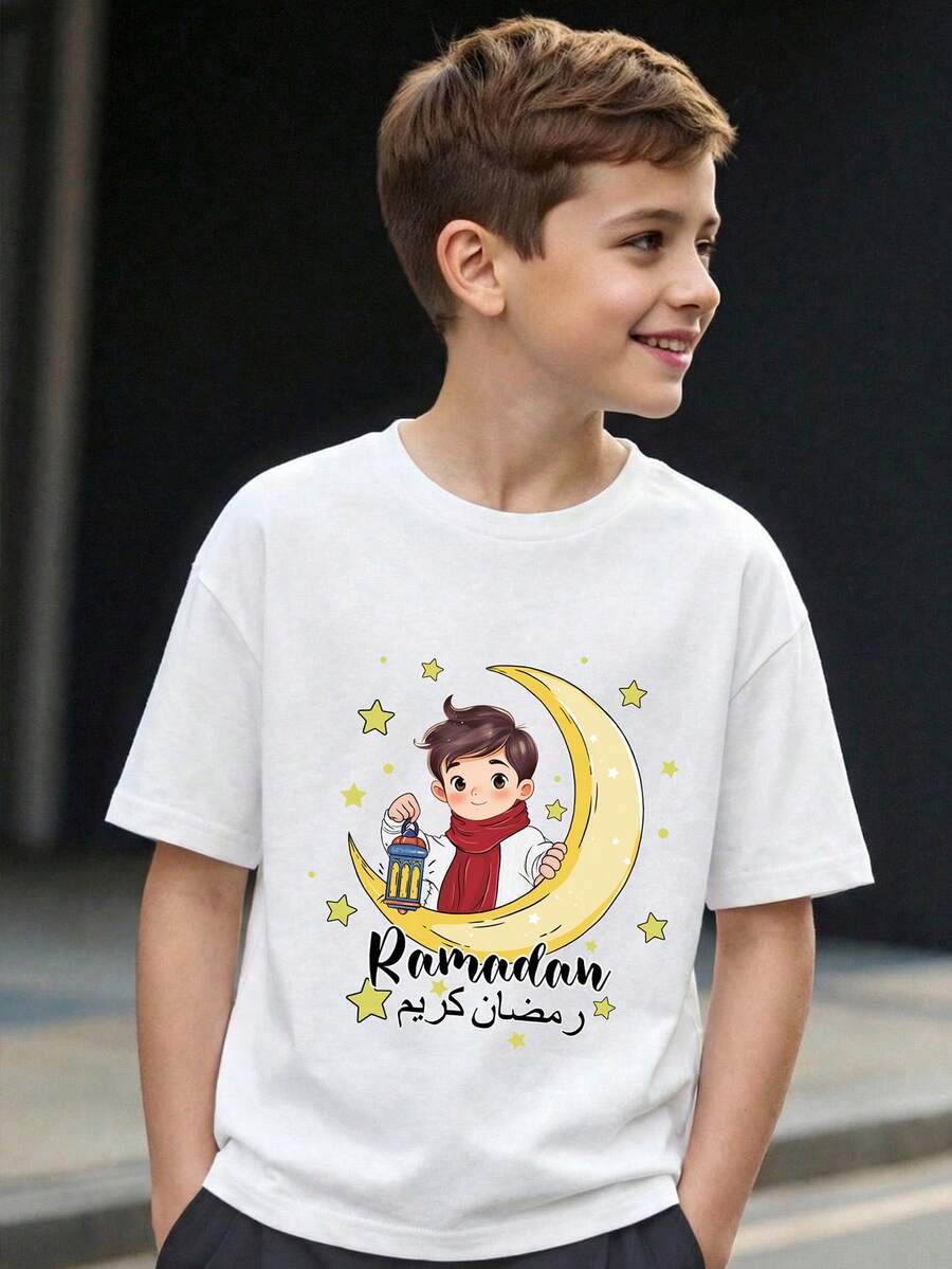 Tween Boy Casual Minimalist Cartoon Cute Star & Moon Element Print Arabic Style Short Sleeve Round Neck T-Shirt, Suitable For Summer - White - View 1