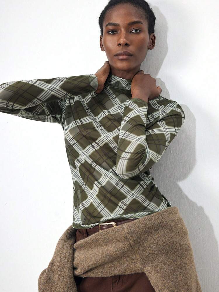 SHEIN Maija Floral Digital Print Women's Tops, Round Neck Fitted Casual Versatile For Holidays, Vacation, St. Patrick's Day, Easter, Spring Festival, Music Festival Plaid Tops Checkered Top Earthy Tops Fitted Blouse Earthy St Patrick's Day Women Easter Summer Party Top Beach Holiday Vacation Going Out Graduation Casual Top