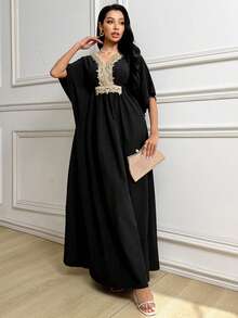 Al Najma V-Neck Waist Cinched Women's Arabic Style Dress With Batwing Sleeves, Conservative Design, Summer - Black - View 7