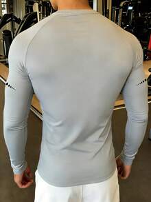 GymBeat 男士休闲印花圆领长袖运动T恤健身上衣 男士压缩上衣 压缩衬衫 压缩长袖健身长袖上衣 - 灰色 - 查看 2