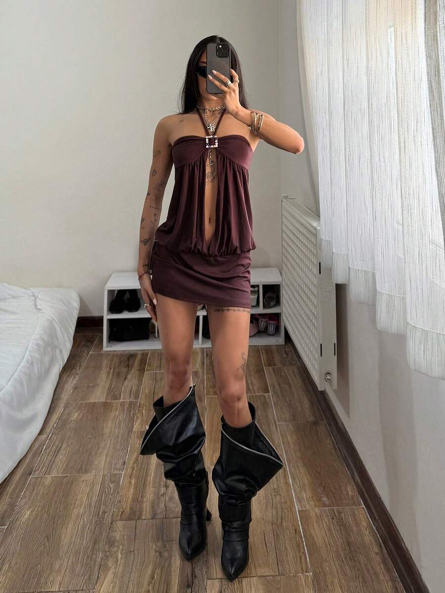 StreetHx 女士秋冬无肩带露背褶皱腰部层叠中长连衣裙,复古Y2K街头风 - 黑色 - 查看 1