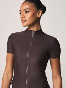 MISSGUIDED Full Zip Mock Neck Short Sleeve Top With High Waisted Leggings Co-Ord Set - Coffee Brown - View 3