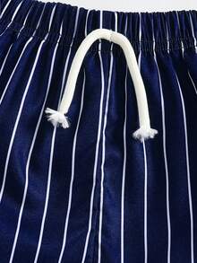 SHEIN 1pc Young Boy Casual Minimalist Sports Vacation Striped Print Shorts, Suitable For Daily Wear, Vacation, Travel, Relaxation, Sunbathing, Spring/Summer - Royal Blue - View 4