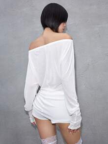 ROMWE Avant 一件女士露肩长袖T恤，印有英文标语 - 白色 - 查看 8