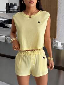 SHEIN EZwear 女士夏季休闲套装 黄色刺绣女士休闲套装 女士短裤套装 两件套 女士黄色短裤套装 黄色套装 女士黄色套装 黄色两件套 - 鵝黃色 - 查看 7