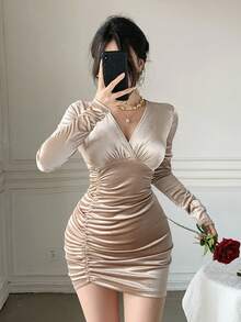 DAZY Đầm ôm sát cổ chữ V xếp ly thanh lịch dành cho nữ, mùa thu - Màu be - Xem 8