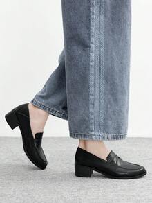 CUCCOO BIZCHIC Retro Autumn And Winter New Soft-Soled Low Vamp Shoes Small Square Toe Slip On Loafers Shoes Commute Valentine's Day - Black - View 3