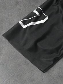 Manfinity EMRG Men's Hip Hop #07 Printed Short Sleeve T-Shirt Black Jersey Number Jersey Baggy Jersey - Black - View 7