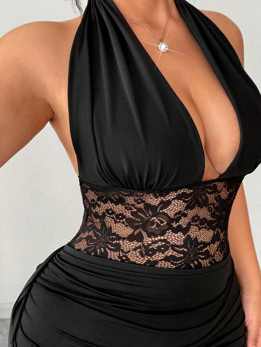 SHEIN PETITE CURVE 大码优雅精致褶皱腰身连衣裙，V领设计，适合约会、情人节派对等场合，高品质，修身显瘦。 - 黑色 - 查看 1