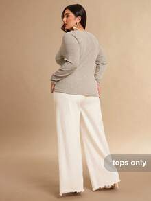 SHEIN BAE 大码女式金属纽扣装饰长袖基础款上衣，大码女式圆领长袖金属单排扣休闲上衣，圣诞节、新年、优雅派对上衣、毕业典礼宾客上衣、女士优雅衬衫、大码女式衬衫/冬季 - 杏色 - 查看 2