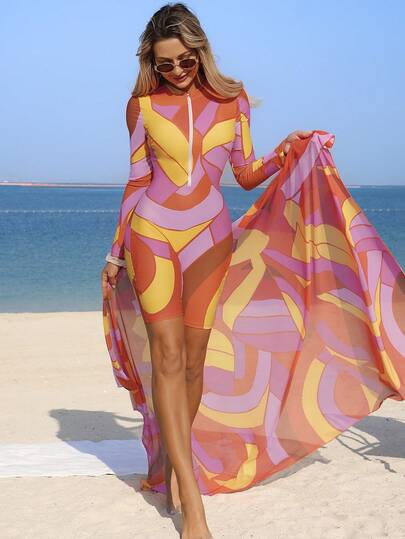 Swim Shayni ملابس سيدات مطبوعة بطبعات تجريدية للتزلج على الأمواج، طقم مكون من قطعتين