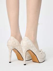 ROMWE Kawaii 女士白色高跟鞋蕾丝新娘婚鞋防水桌布珍珠链正式工作鞋派对礼服鞋 - 米色 - 查看 5