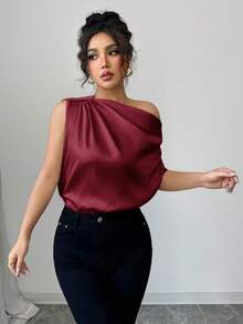 SHEIN Glamour 女士缎面不对称荷叶边露肩上衣，优雅休闲，适合派对、工作、日常穿着，春夏皆宜。 - 酒紅色 - 查看 3