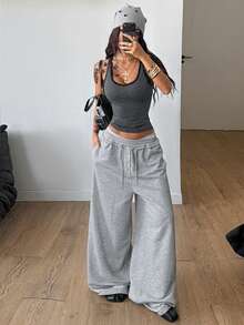 Coolane 女士春夏街头复古音乐会锐舞节外出夜生活文艺复兴集市俱乐部灰色条纹V领背心 - 黑色 - 查看 2