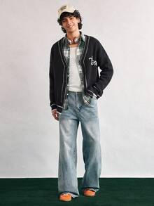 Open Phase 男士V领纽扣条纹针织开衫外套，休闲宽松街头风，适合春、秋、冬三季穿着。