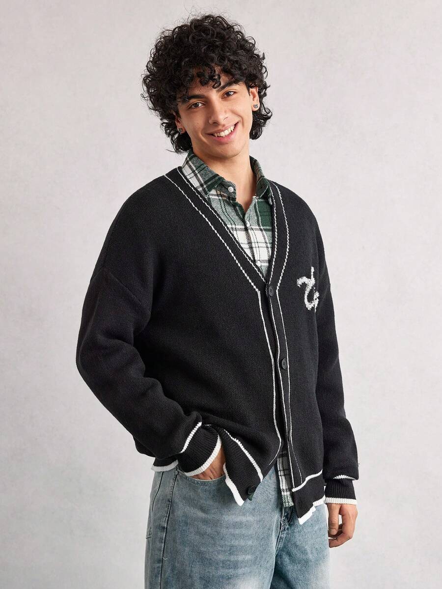 Open Phase 男士V领纽扣条纹针织开衫外套，休闲宽松街头风，适合春、秋、冬三季穿着。