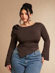 SHEIN BAE Damen Große Größen Neue Lässige Rundhals Einfarbig Kaffeebraun Schulter Schleife Dekor Asymmetrischer Saum Tailliert Gerüschtes Langarm T-Shirt, geeignet für Pendeln und Ausflüge im Frühling, Sommer und Herbst, Weihnachten, Neujahr, Lässig, Große Größen Formell, Elegant, Erntedankfest - Braun - Übersicht 5