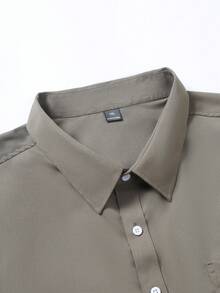 Manfinity Mode Men's Solid Color Regular Shoulder Front Button Casual Business Long Sleeve Shirt - Green - View 5
