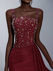 Elitara Elegante y lujoso vestido de gala de sirena con detalles de pedrería 3D, cintura fruncida, paneles transparentes y falda con volantes en cascada, adecuado para ocasiones formales, bodas y fiestas - Burdeos - View 6