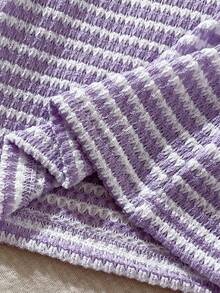 Souflis Souflis 2件套女婴幼儿0-3岁春夏休闲日常度假针织黑白条纹荷叶袖圆领T恤和短裤套装 - 紫色 - 查看 4